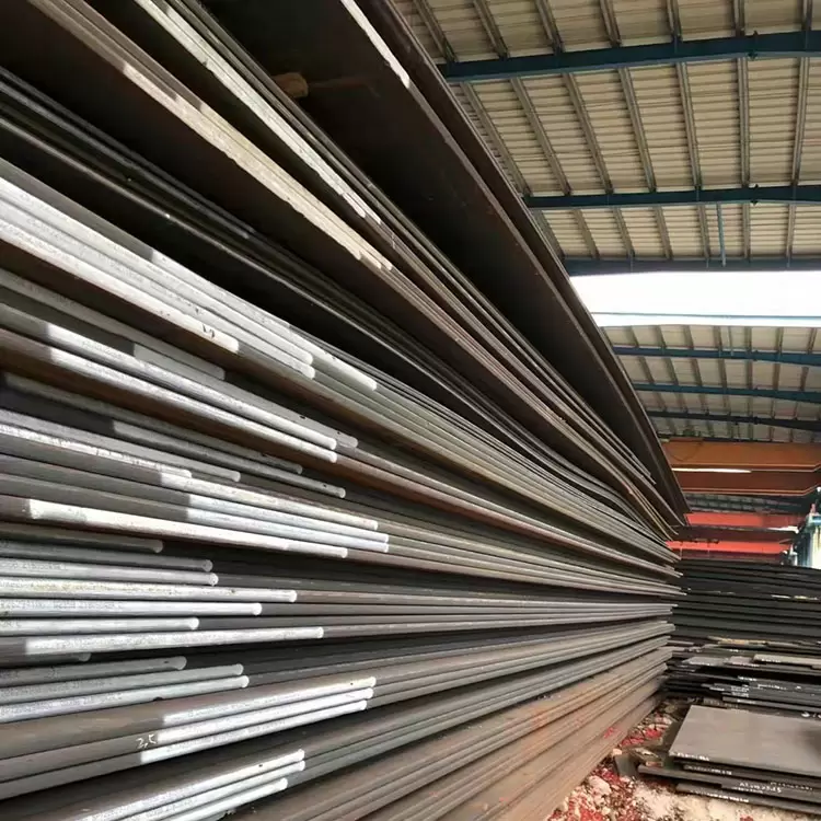 संरचनात्मक प्लेटों का निर्माण