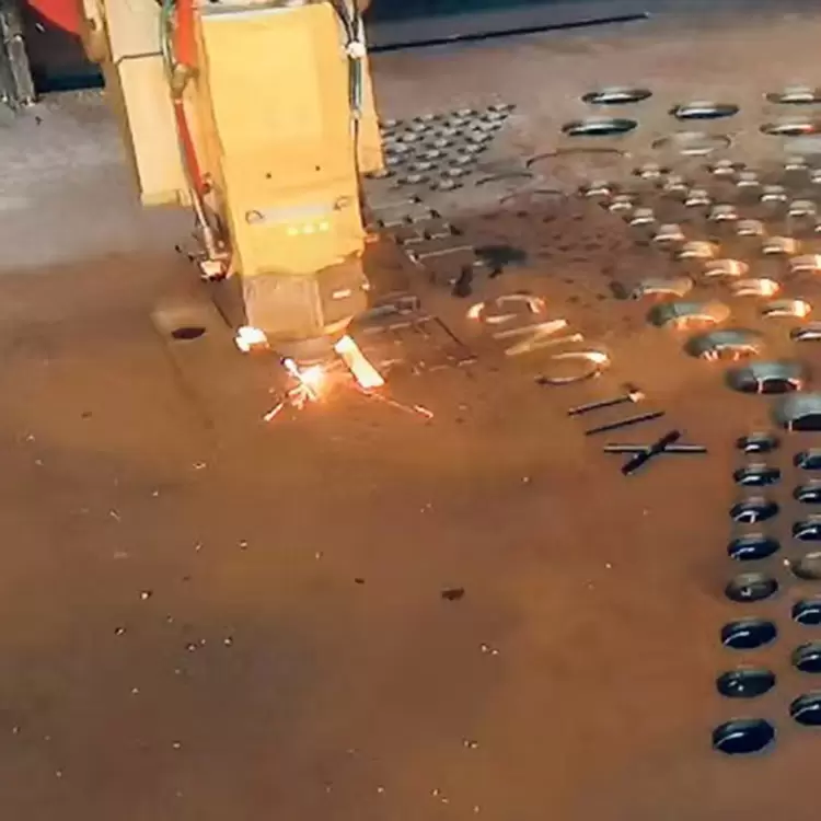 सीएनसी कटिंग